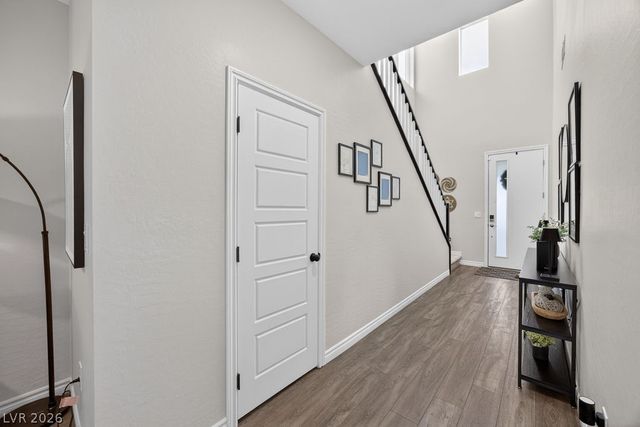 8854 Mountain Lion Avenue, Las Vegas, NV 89166