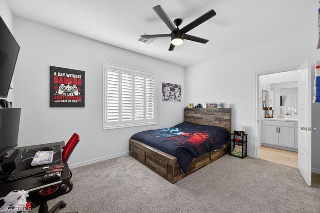 8854 Mountain Lion Avenue, Las Vegas, NV 89166