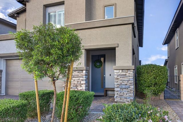 8854 Mountain Lion Avenue, Las Vegas, NV 89166