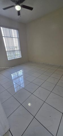 7400 W 20th Avenue 109, Hialeah, FL 33016