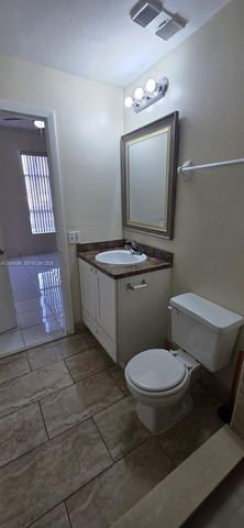 7400 W 20th Avenue 109, Hialeah, FL 33016