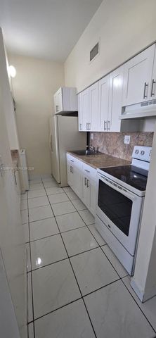 7400 W 20th Avenue 109, Hialeah, FL 33016