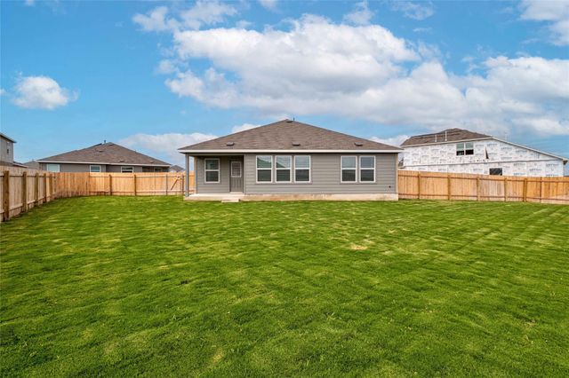 416 Escondido CIR, San Marcos, TX 78666