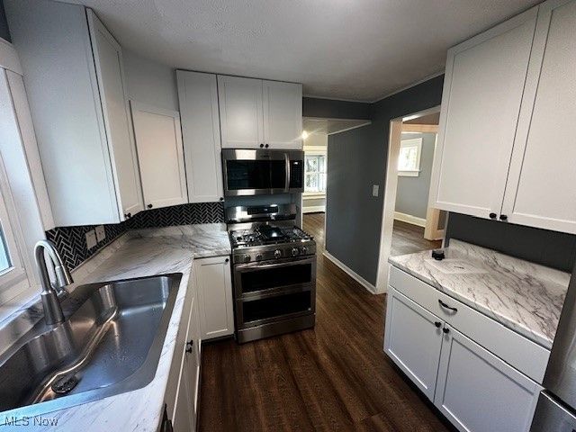 230 Helen Avenue, Akron, OH 44310