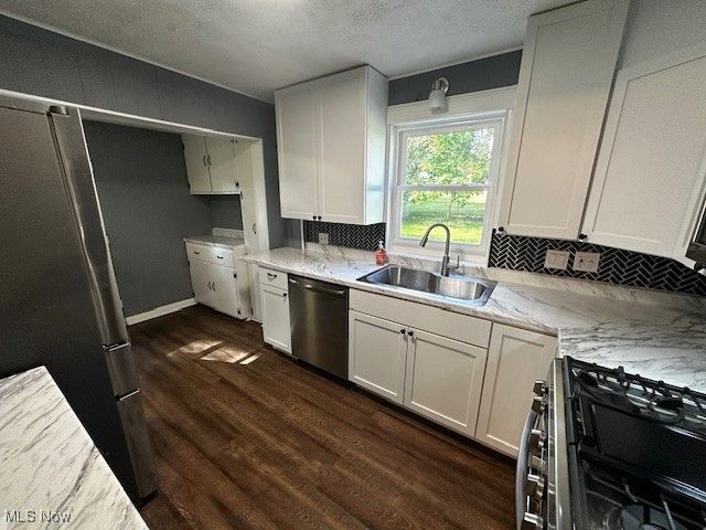 230 Helen Avenue, Akron, OH 44310