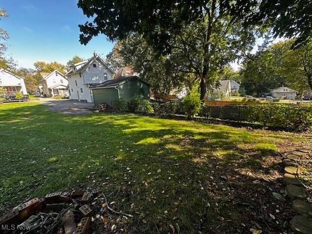 230 Helen Avenue, Akron, OH 44310