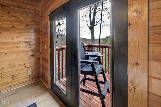 2018 Bill Flagle Way, Sevierville, TN 37876