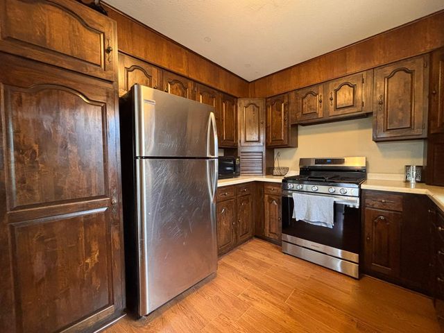 27995 Forest Boulevard, Wyoming, MN 55092