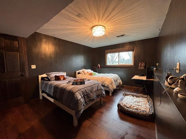 27995 Forest Boulevard, Wyoming, MN 55092