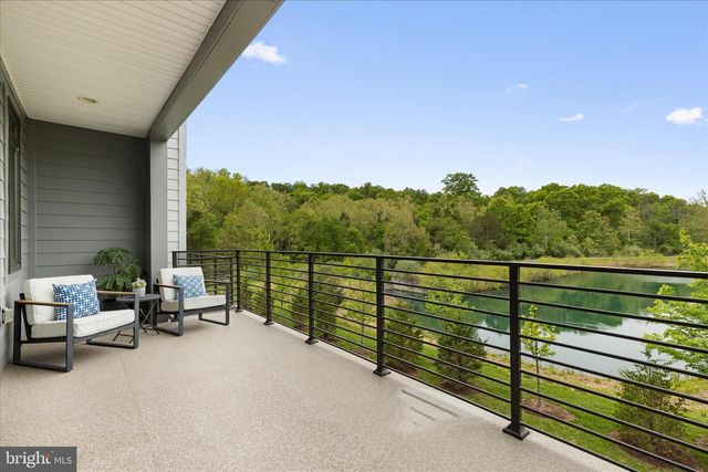 1805 YELLOW GARNET TER SE, Leesburg, VA 20175