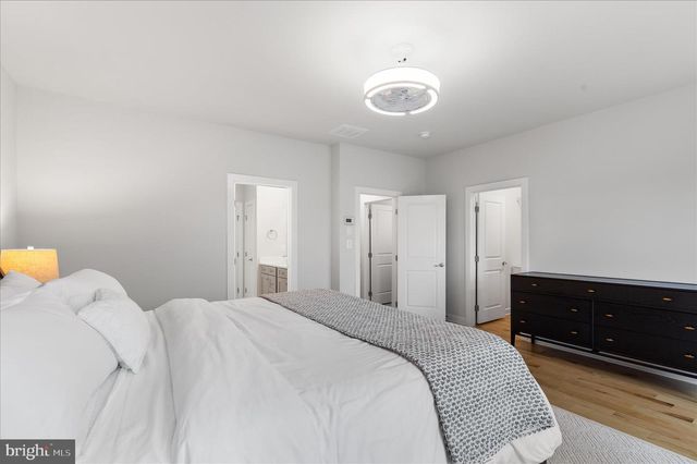 1805 YELLOW GARNET TER SE, Leesburg, VA 20175