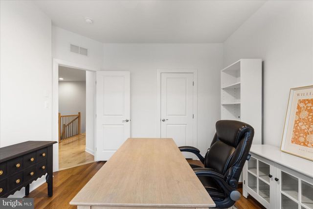 1805 YELLOW GARNET TER SE, Leesburg, VA 20175