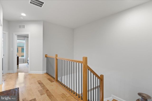 1805 YELLOW GARNET TER SE, Leesburg, VA 20175