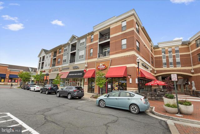 1805 YELLOW GARNET TER SE, Leesburg, VA 20175