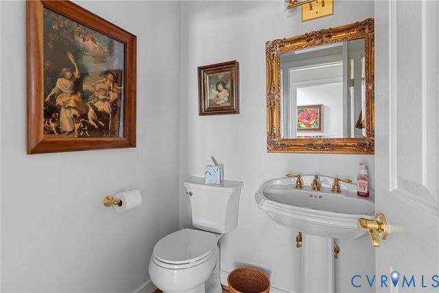 12113 Club Commons Dr, Glen Allen, VA 23059