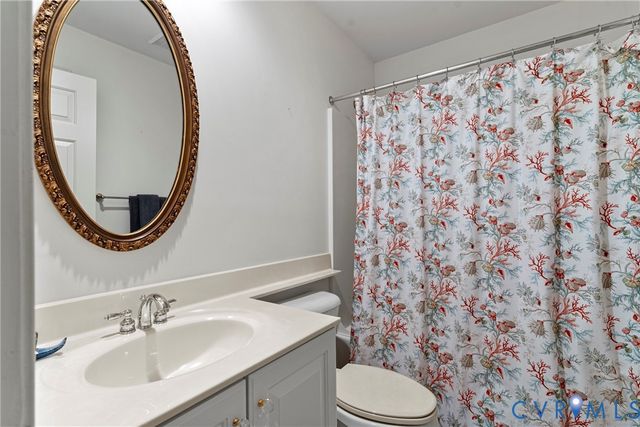 12113 Club Commons Dr, Glen Allen, VA 23059