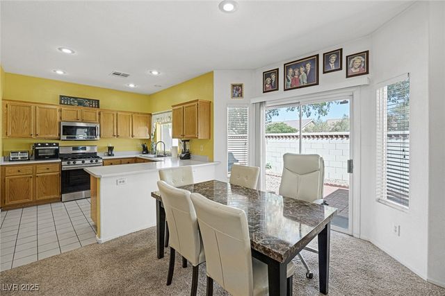 10408 Natural Springs Avenue, Las Vegas, NV 89129