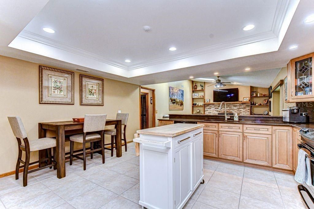 Image 11 of property listing at 16704 VALLELY DRIVE, Tampa, FL 33618