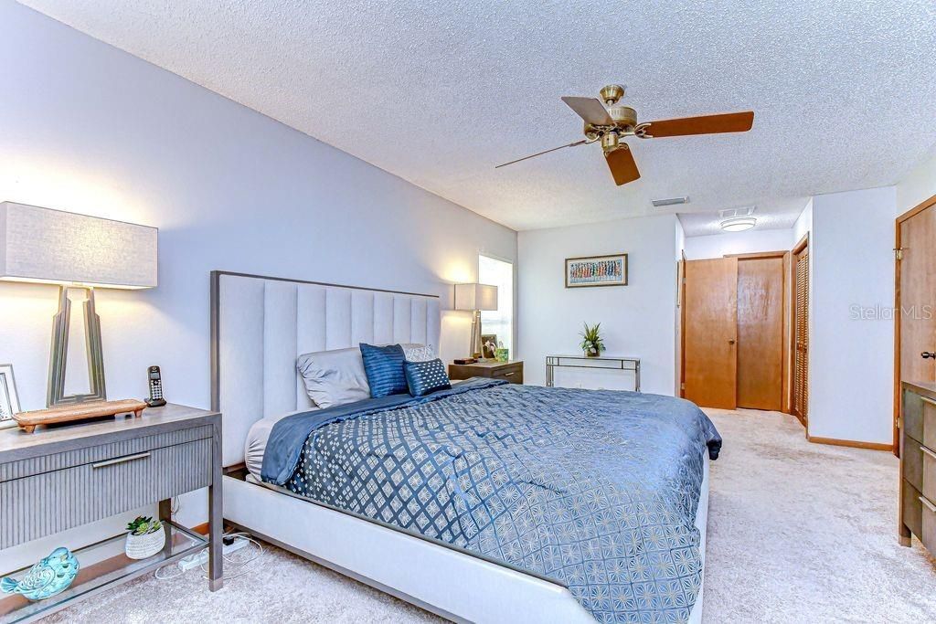 Image 18 of property listing at 16704 VALLELY DRIVE, Tampa, FL 33618