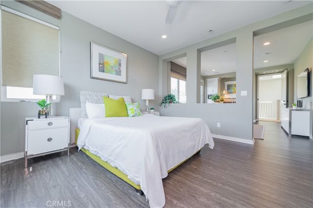 727 Beacon, Irvine, CA 92618