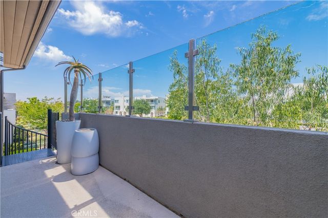 727 Beacon, Irvine, CA 92618