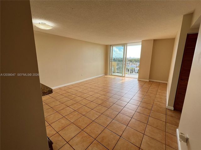 2350 NE 135th St 704, North Miami, FL 33181