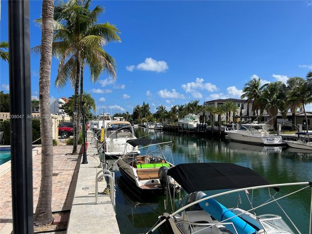 2350 NE 135th St 704, North Miami, FL 33181