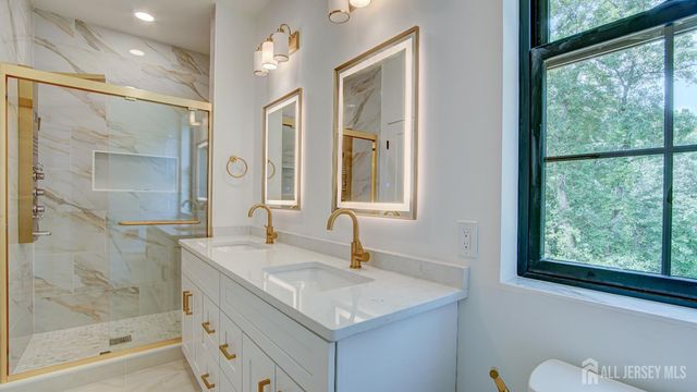 169 Applegarth Road, Monroe, NJ 08831