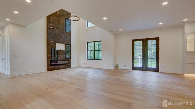 169 Applegarth Road, Monroe, NJ 08831