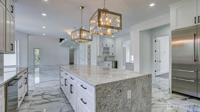 169 Applegarth Road, Monroe, NJ 08831