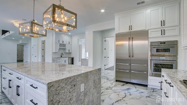 169 Applegarth Road, Monroe, NJ 08831