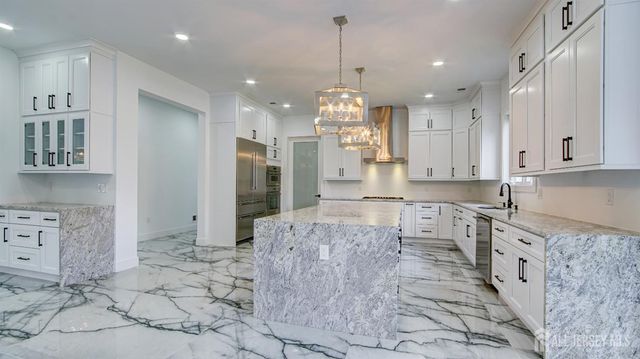 169 Applegarth Road, Monroe, NJ 08831