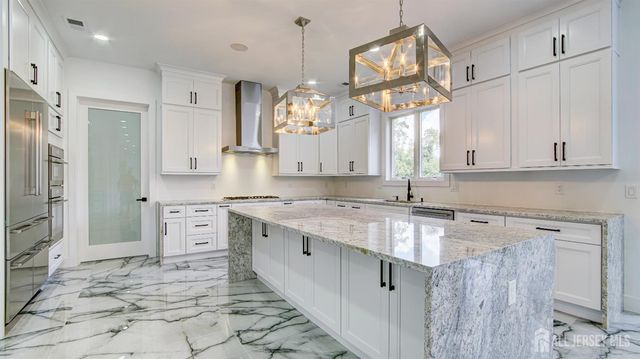 169 Applegarth Road, Monroe, NJ 08831