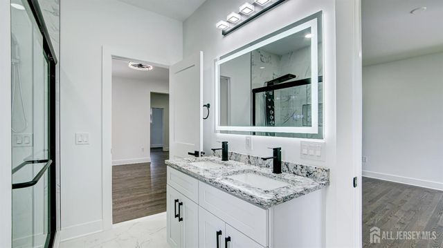 169 Applegarth Road, Monroe, NJ 08831