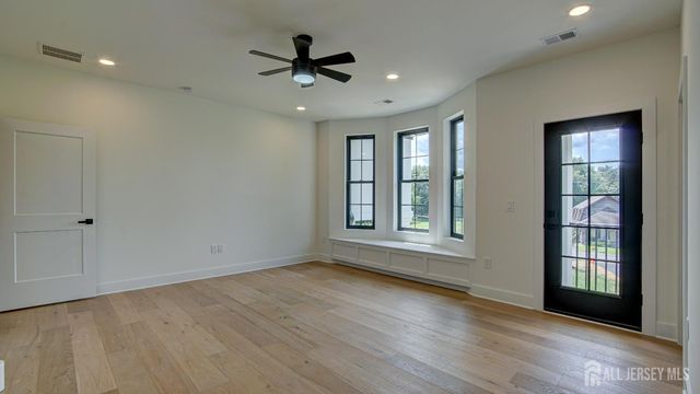 169 Applegarth Road, Monroe, NJ 08831