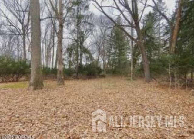 169 Applegarth Road, Monroe, NJ 08831