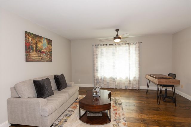 8309 Columbia Falls DR, Round Rock, TX 78681