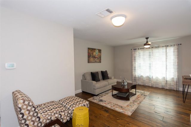 8309 Columbia Falls DR, Round Rock, TX 78681