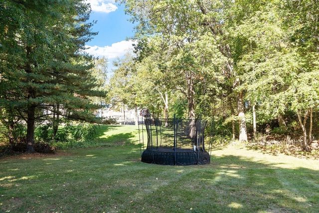 6 Needham Rd, Lynnfield, MA 01940