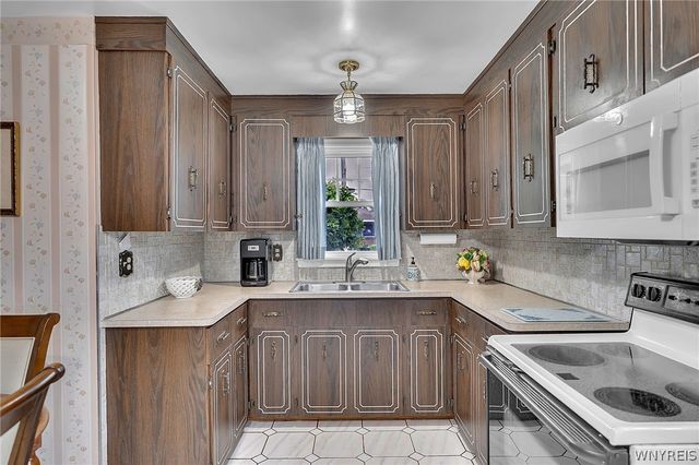 2789 Orleans Avenue, Niagara Falls, NY 14303