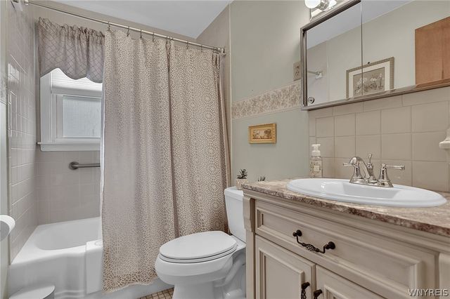 2789 Orleans Avenue, Niagara Falls, NY 14303
