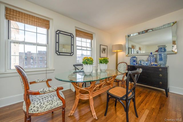 270 Bronxville Road A51, Bronxville, NY 10708