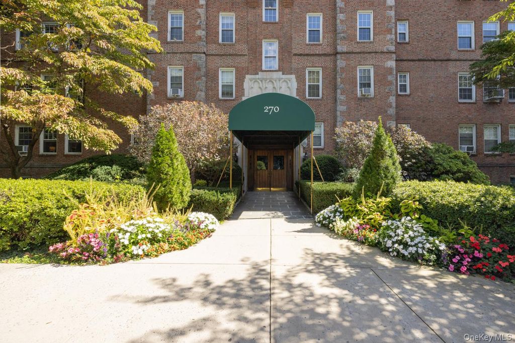 270 Bronxville Road A51, Bronxville, NY 10708