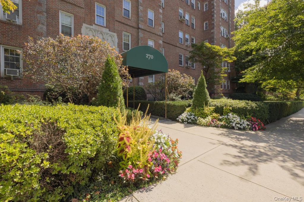 270 Bronxville Road A51, Bronxville, NY 10708 — photo 3