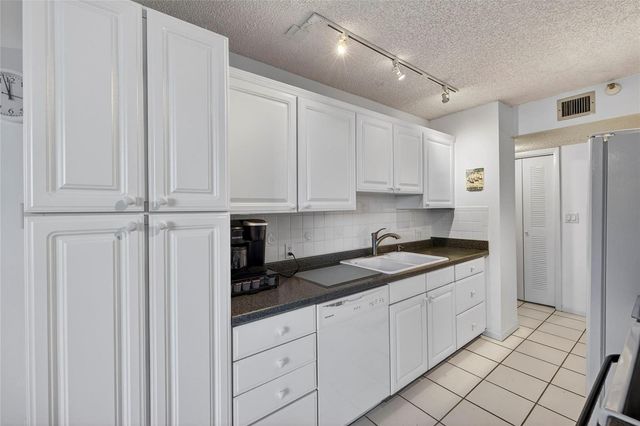 1500 N Ocean Boulevard 203, Pompano Beach, FL 33062