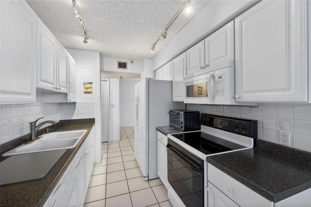 1500 N Ocean Boulevard 203, Pompano Beach, FL 33062