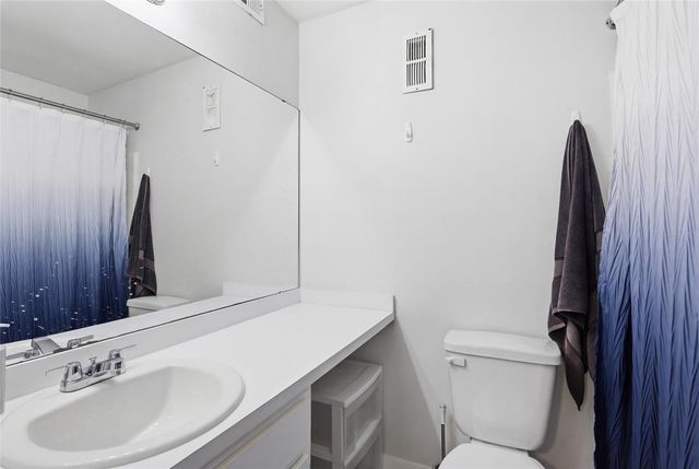 3921 SW 34TH STREET 307, Gainesville, FL 32608