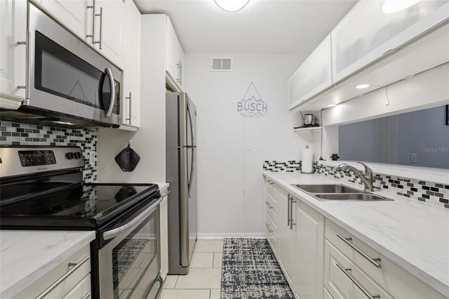 3921 SW 34TH STREET 307, Gainesville, FL 32608