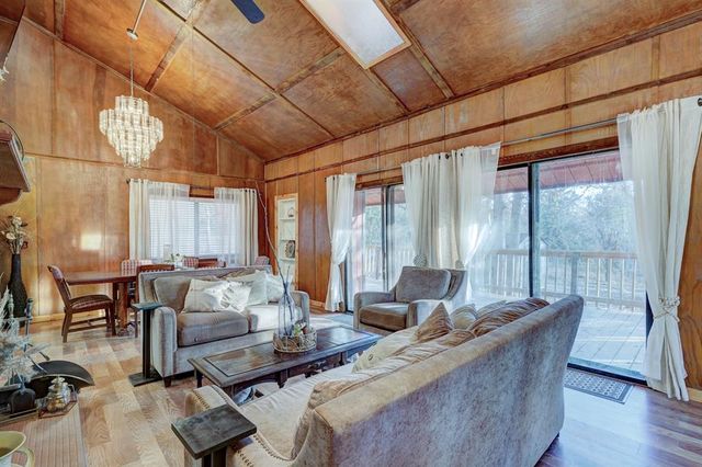 19518 S Dobbs Road, Newalla, OK 74857