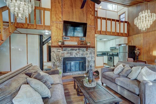 19518 S Dobbs Road, Newalla, OK 74857